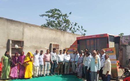 ग्राम रथ अभियान: नदबई की ग्राम पंचायतों में समस्याओं का मौके पर निस्तारण; लाभार्थियों के खिले चेहरे