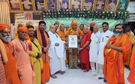 कोतवाली प्रभारी संजय कुमार पांडेय का धर्म रक्षा संघ ने किया सम्मान