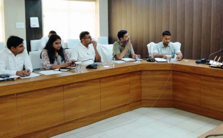 पेनोरमाओं को पर्यटन हब बनाने के लिए नवाचार अपनाएं-जिला कलक्टर