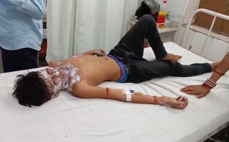 रसोई गैस सिलेंडर में रिसाव से आग लगी हादसे में करीब आधा दर्जन से अधिक घायल