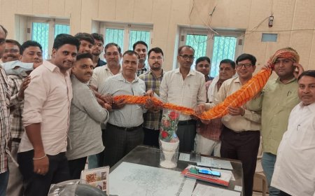 ग्राम विकास अधिकारी संघ के जिलाध्यक्ष बने प्रकाश गुर्जर, पंचायत समिति स्टाफ ने किया स्वागत