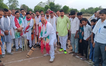 तिलचिवी में टेनिस बॉल नाईट टूनामेन्ट का शुभारम्भ; जीवन में खेलकूद का महत्व - बहादुर सिंह कोली