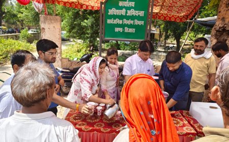 वंदे गंगा जल संरक्षण जन अभियान के तहत पीडब्ल्यूडी अधिकारियों ने लगाया शरबत वितरण शिविर