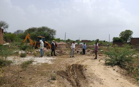 बुलडोजर एक्शन: भरतपुर विकास प्राधिकरण ने ध्वस्त कीं दो अवैध कॉलोनियां; गुण्डवा में 12 हेक्टेयर भूमि अतिक्रमण मुक्त