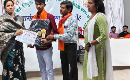 धौलपुर में कुशवाहा कर्मचारी संघ द्वारा प्रतिभा सम्मान समारोह आयोजित; 150 मेधावी छात्रों सहित 200 से अधिक विभूतियां सम्मानित