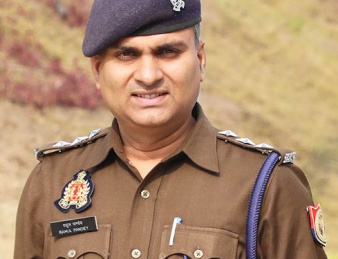 कर्तव्यनिष्ठा और संवेदनशीलता की मिसाल पेश कर रहे सीओ राहुल पाण्डेय; मिस कॉल पर भी पीड़ितों को मिलता है न्याय