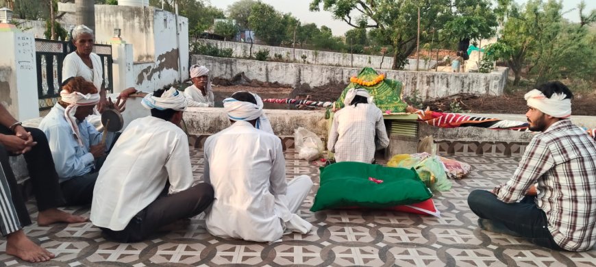 शनिवार को डूंगरी वाले के मेले को लेकर संतो के नगाडे का आयोजन