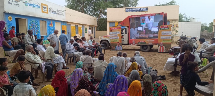 भरतपुर: ग्राम रथ अभियान बना ग्रामीणों के लिए वरदान, मौके पर मिल रहे पट्टे और प्रमाण पत्र