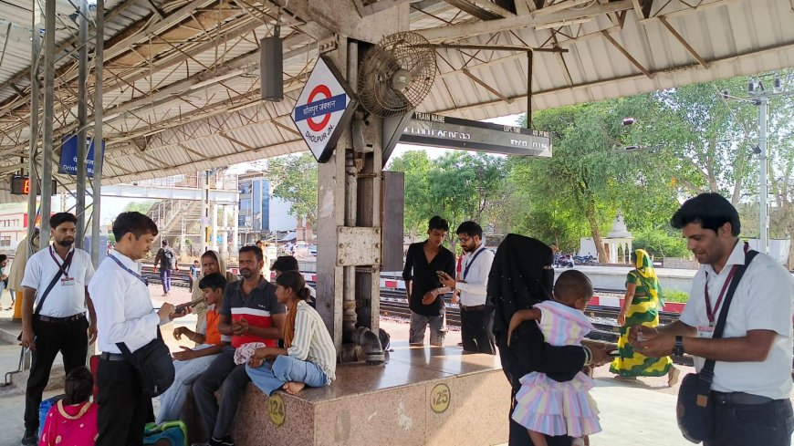 आगरा मंडल ने अप्रैल-2026 में बिना टिकट यात्रियों से वसूला ₹2.59 करोड़ से अधिक का जुर्माना; 39,199 यात्रियों के विरुद्ध की गई प्रभावी कार्रवाई