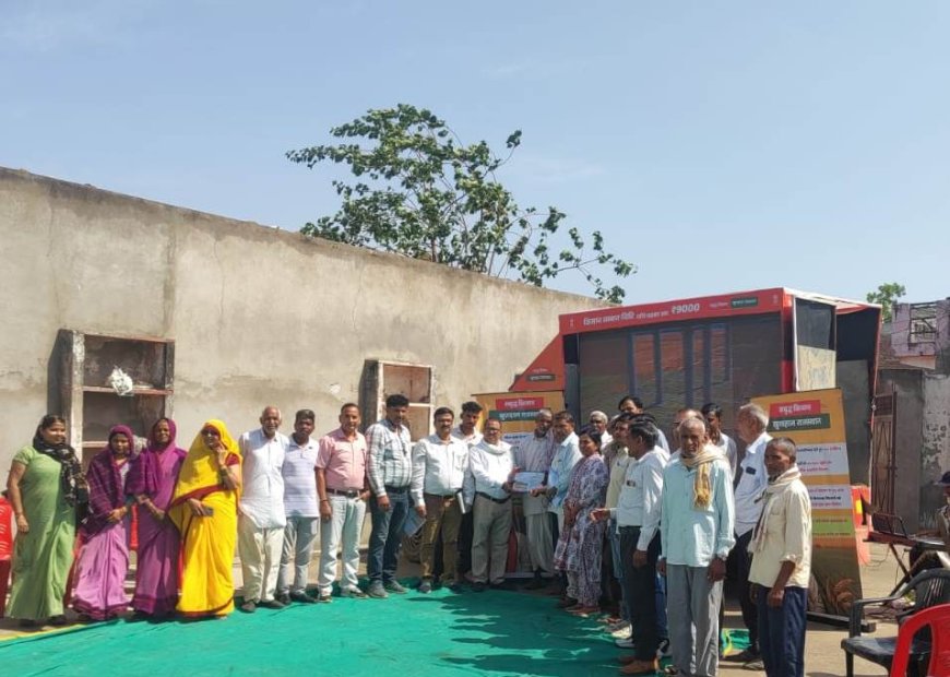 ग्राम रथ अभियान: नदबई की ग्राम पंचायतों में समस्याओं का मौके पर निस्तारण; लाभार्थियों के खिले चेहरे