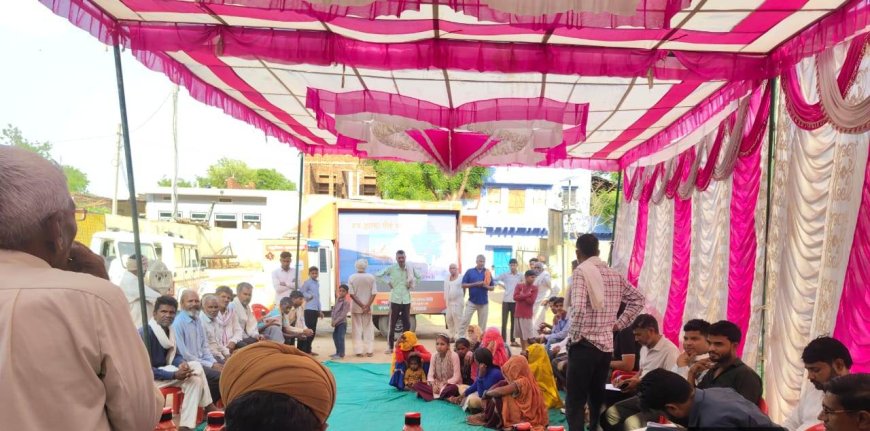 ग्राम रथ अभियान: गाँव-गाँव पहुँच रही सरकार, मौके पर हो रहा समस्याओं का निस्तारण
