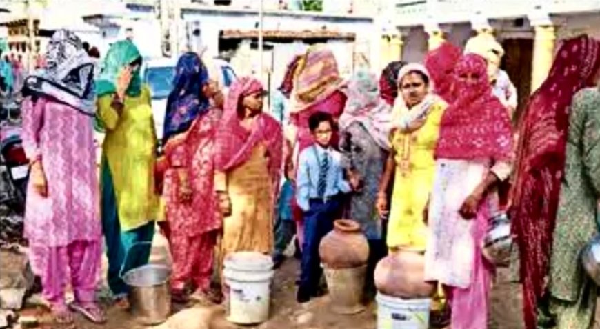 पांच दिन से पानी सप्लाई ठप, मेघवाल मोहल्ले की महिलाओं ने किया प्रदर्शन