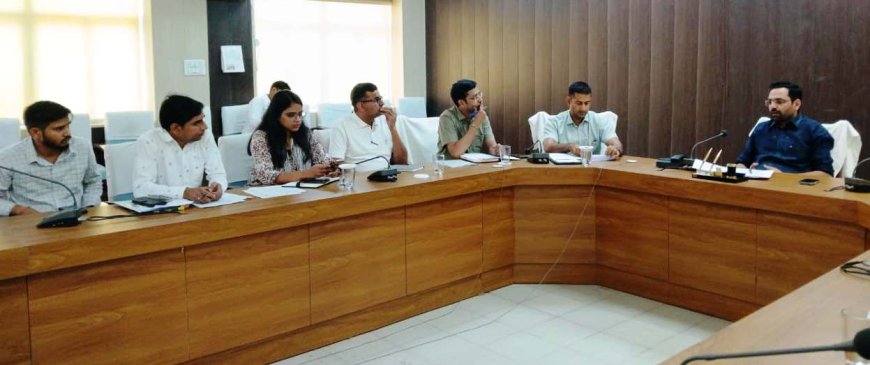 पेनोरमाओं को पर्यटन हब बनाने के लिए नवाचार अपनाएं-जिला कलक्टर