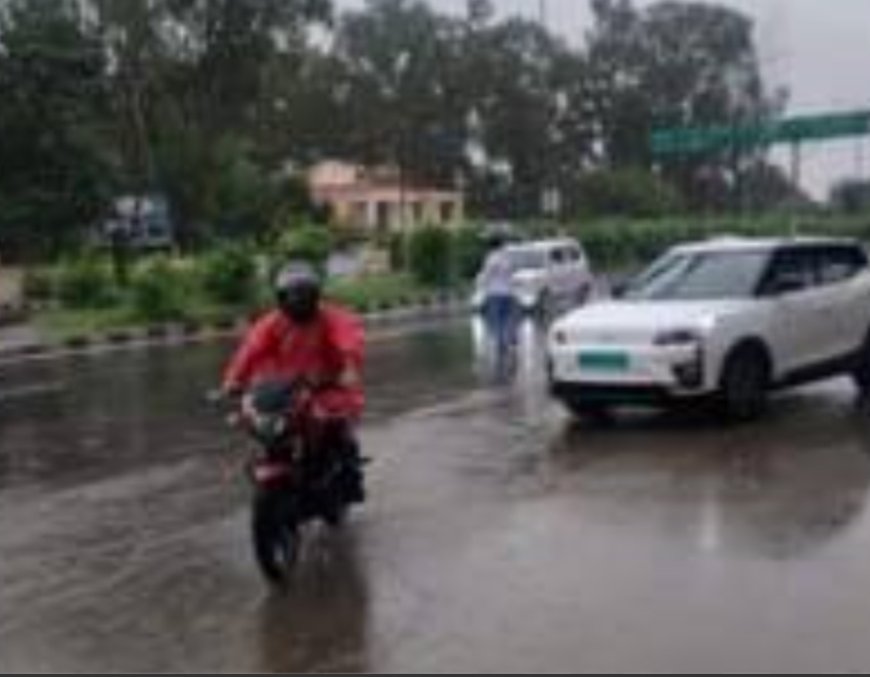 रिमझिम बारिश से मौसम हुआ सुहाना, गर्मी से मिली राहत