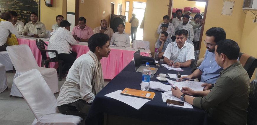 जिला कलक्टर उपखंड स्तरीय जनसुनवाई में भुसावर में मिले आमजन से पात्रजनों को लाभान्वित कर जन समस्याओं को समयबद्ध समाधान करें- जिला कलक्टर