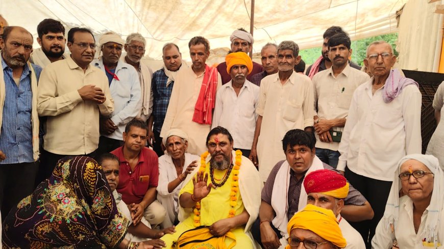 किरोड़ी धाम में संतों के सानिध्य में लक्ष्मण दास महाराज की हुई चादरपोशी, गौशाला से किरोड़ी धाम तक महिलाओं ने निकाली विशाल कलश यात्रा,