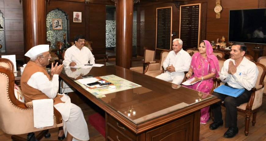 मकराना प्रधान सुमीता भींचर ने राज्यपाल हरिभाऊ बागड़े से की शिष्टाचार भेंट, क्षेत्र के विकास और आधारभूत सुविधाओं पर हुई चर्चा