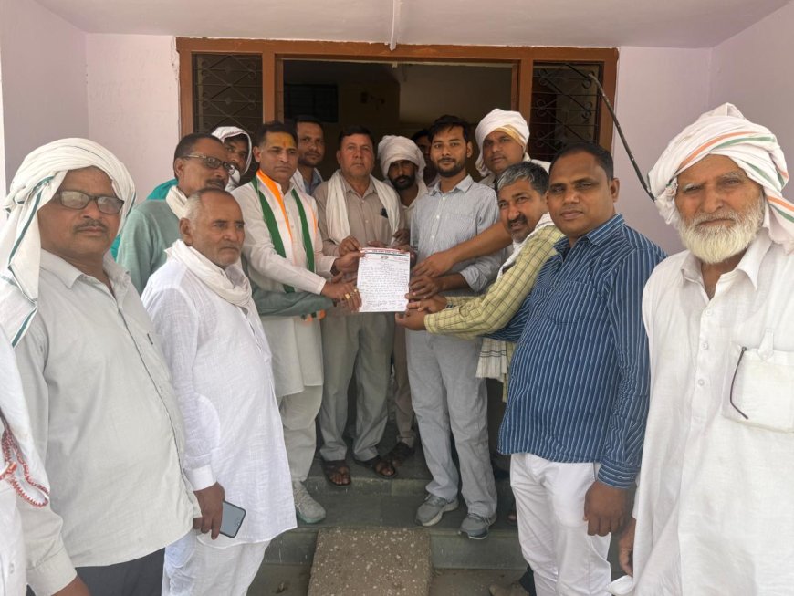कठूमर मे कांग्रेस कार्यकर्ताओं ने बढ़ती महंगाई और नीट पेपर लीक के विरोध में कांग्रेस का प्रदर्शन