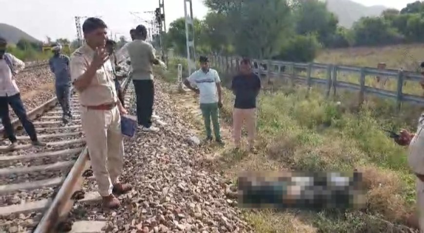 राजगढ़-बांदीकुई रेल मार्ग पर ट्रेन से गिरकर एक युवक की मृत्यु, पुलिस ने शव को मोर्चरी में रखवाया