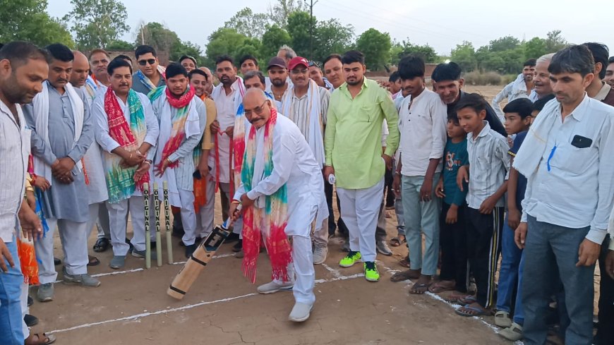 तिलचिवी में टेनिस बॉल नाईट टूनामेन्ट का शुभारम्भ; जीवन में खेलकूद का महत्व - बहादुर सिंह कोली