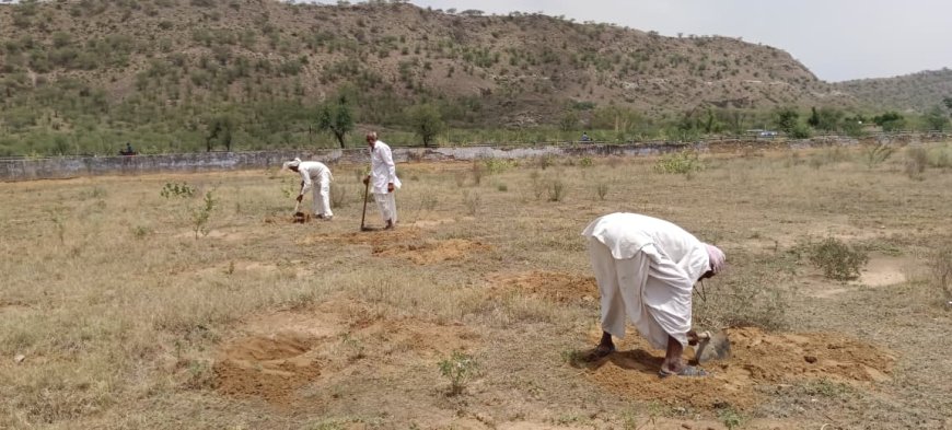 'जल संचय-जन भागीदारी' से संवरेंगे जिले के जलाशय; खैरथल की ग्राम पंचायतों में गूंजा वंदे गंगा जल संरक्षण का संदेश