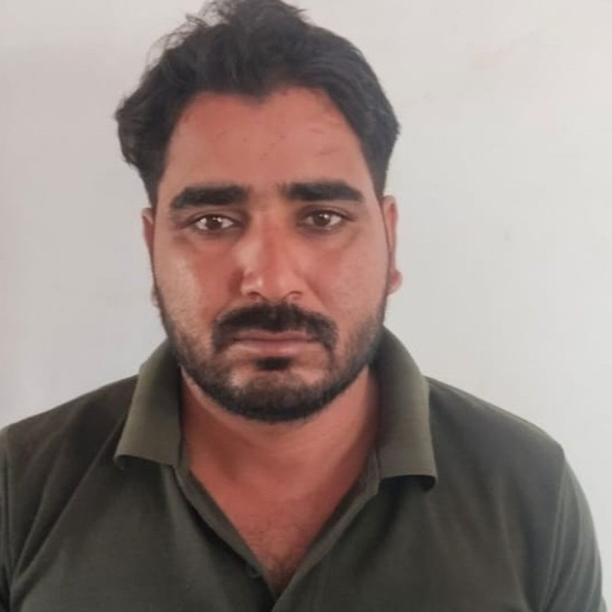 पैरोल से फरार एनडीपीएस एक्ट का वारंटी आरोपी हथुनिया थाना पुलिस ने किया गिरफ्तार, मंदसौर पुलिस को सौंपा