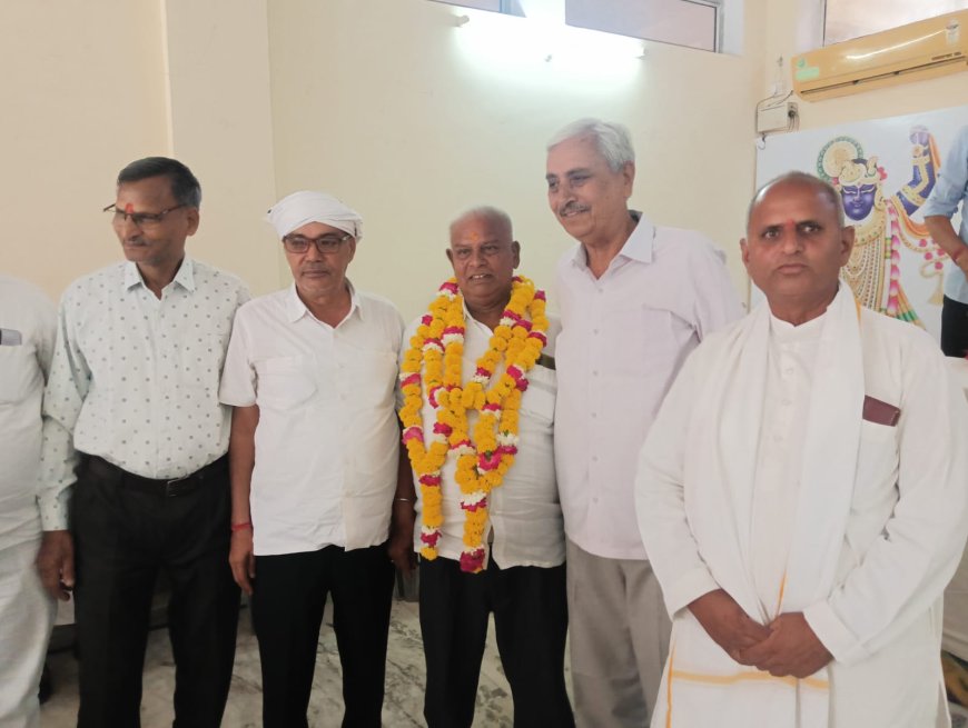 दी मोटर बस ऑपरेटर यूनियन भरतपुर की वार्षिक बैठक सम्पन्न; मेघराज मुखिया लगातार तीसरी बार निर्विरोध अध्यक्ष निर्वाचित