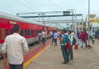 रेलवे का कड़ा फैसला: अब नियम तोड़े तो जेब होगी ज्यादा ढीली, जुर्माने की राशि दोगुनी