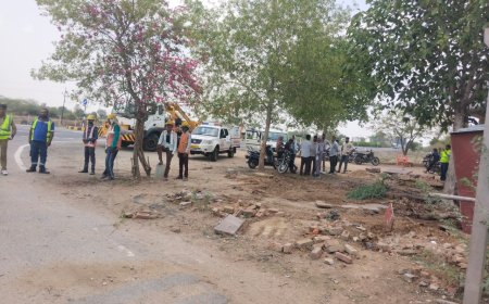 NH-758 पर चला पीला पंजा: सहाड़ा से टपरियाखेड़ी तक 30 मीटर दायरे के अवैध निर्माण ध्वस्त, थमेगा हादसों का सफर