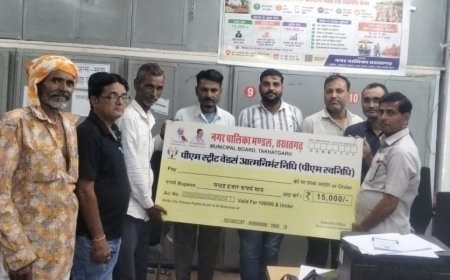 स्वनिधि महोत्सव शिविर में 12 स्ट्रीट वेंडर्स को मिला संबल, मौके पर स्वीकृत हुए ₹15-15 हजार के ऋण