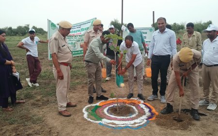वन्दे गंगा जल संरक्षण जन अभियान के समापन एवं विश्व पर्यावरण दिवस पर माढेरा वॉटनीकल गार्डन में जिला स्तरीय समारोह आयोजित