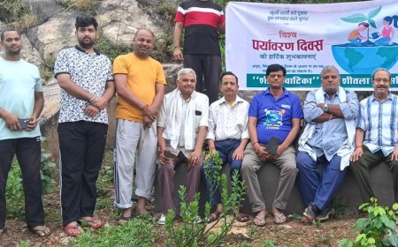 शीतला वाटिका में पर्यावरण गोष्ठी आयोजित, 'प्लास्टिक हटाओ-प्रकृति बचाओ' का दिया संदेश