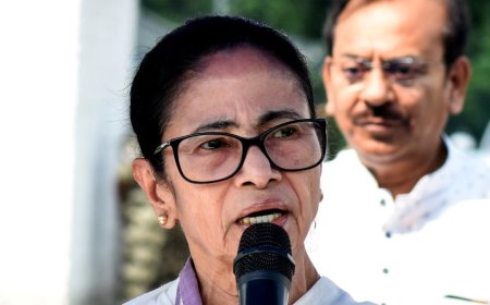तृणमूल में बगावत तेज, कोलकाता में टीएमसी की हाई-लेवल बैठक; ममता बनर्जी के लोकसभा चुनाव लड़ने की अटकलें तेज