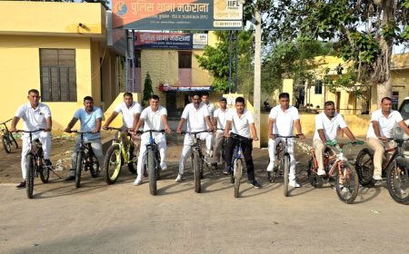 मकराना पुलिस ने 'फिट इंडिया मिशन' के तहत निकाली साइकिल रैली, योग कार्यक्रम से दिया स्वस्थ जीवनशैली का संदेश