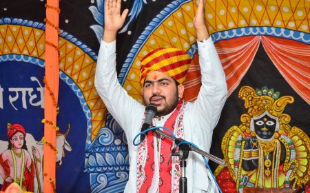 महुवा: भागवत कथा में उमड़ा जनसैलाब, कृष्ण जन्म और हिरण्यकशिपु वध के प्रसंग पर झूमे श्रद्धालु