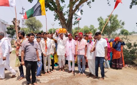 भव्य कलश यात्रा के साथ पिछोकड़ा का बास में सात दिवसीय श्रीमद्भागवत कथा का शुभारंभ; 101 महिलाओं ने सिर पर मंगल कलश धारण कर बढ़ाई शोभा