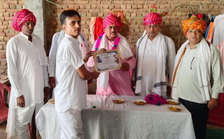 टिटपुरी में पहली बार आयोजित शिविर में युवाओं ने बढ़-चढ़कर लिया भाग, रक्तवीरों का किया सम्मान; 52 यूनिट रक्त हुआ संग्रहित