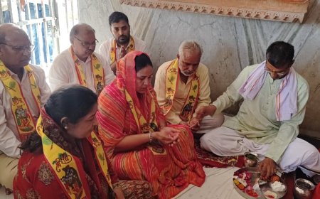 केंद्र सरकार के 12 वर्ष पूर्ण होने पर भरतपुर के बांके बिहारीजी मंदिर में विशेष अनुष्ठान, सुख-समृद्धि एवं खुशहाली की कामना
