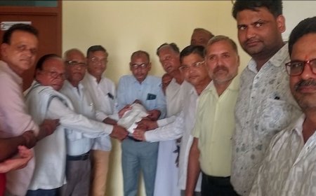 खेरली वैश्य महासभा ने रेखा शर्मा हत्याकांड की सीबीआई जांच की मांग उठाई मुख्यमंत्री के नाम सौंपा ज्ञापन