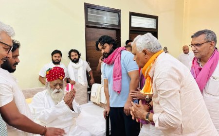 महुवा की धरा पर पहुंचे यथार्थ गीता के प्रणेता स्वामी अड़गड़ानंद महाराज, उमड़ा जनसैलाब;  कैबिनेट मंत्री डॉ. किरोड़ी लाल मीणा और विधायक राजेंद्र मीणा ने लिया आशीर्वाद