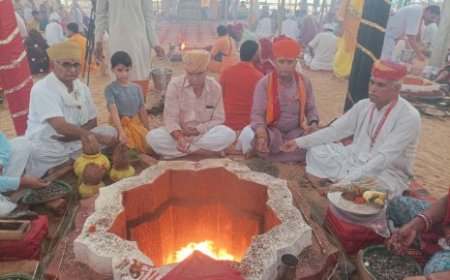 108 कुंडीय श्री राम महायज्ञ में दूसरे दिन तक लगी 5 लाख आहुतियां , यज्ञ के दौरान श्री राम कथा में श्रोताओं ने किया श्रवणपान