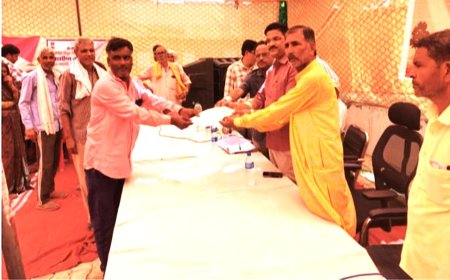 सफलता की कहानी, लाभार्थियों की जुबानी; महुआ मे ग्रामीण सेवा शिविर-2026 बना ग्रामीणों के लिए वरदान
