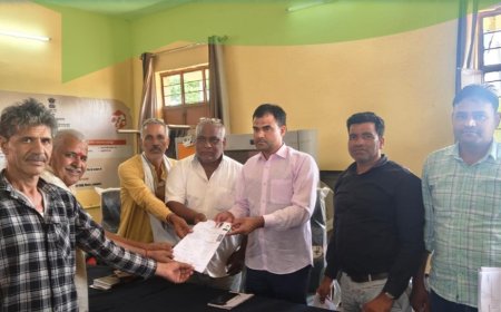 सफलता की कहानी; उच्चैन के सहना मे आयोजित ग्रामीण सेवा शिविर में दो भाइयों के वर्षों पुराने भूमि विवाद का हुआ समाधान