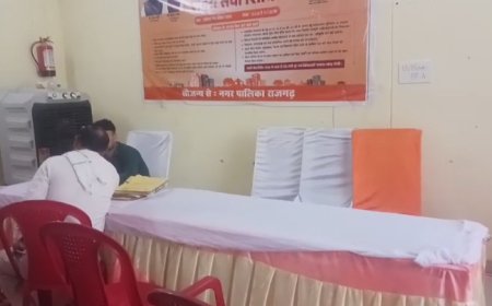 प्रचार-प्रसार के अभाव में 'पी एम स्वनिधि शहरी शिविर' पड़ा सूना, खाली कुर्सियां चिढ़ा रही हैं मुंह
