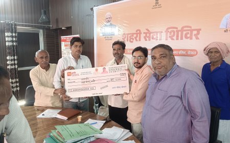 शहरी सेवा शिविर में 62 आवेदन प्राप्त, 50 प्रकरणों का मौके पर हुआ निस्तारण पीएम स्वनिधि के तहत एक लाभार्थी को ऋण स्वीकृत