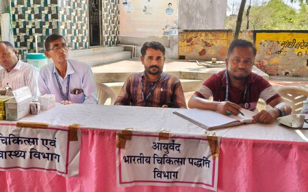 दासपां में ग्रामीण सेवा शिविर आयोजित; 102 लोगों की हुई एनसीडी जांच, 25 लाभार्थियों को बांटे गए पीएम-जेएवाई कार्ड
