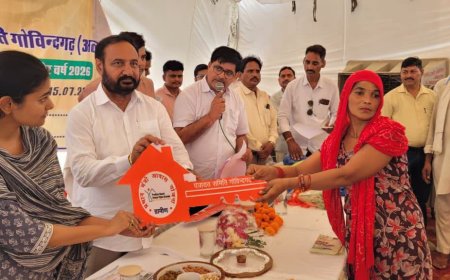 खेड़ामहमूद में ग्रामीण सेवा शिविर का आयोजन; कलेक्टर ने किया निरीक्षण, मौके पर ही दूर की जलभराव व पेयजल सहित राजस्व के 54 मामलों का हुआ त्वरित निस्तारण