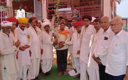 कुलकुण्ड़ धाम में शिव प्राण प्रतिष्ठा के अवसर पर 9 फीट का बीलपत्र लगाकर पर्यावरण महायज्ञ का दिया संदेश
