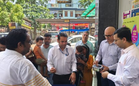 जिला कलेक्टर ने बच्चों को पल्स पोलियो की खुराक पिलाकर अभियान का किया शुभारंभ; जिले के 169723 बच्चों को पिलाई जाएगी पोलियो की दवा