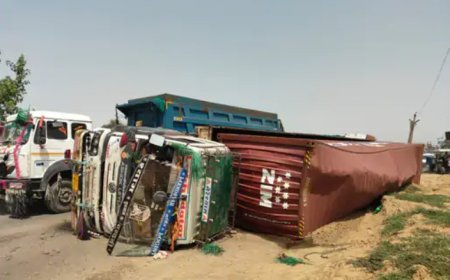 दिल्ली-जयपुर हाईवे पर सोतानाला पुल के पास केमिकल कंटेनर पलटा,  8 घंटे रहा जाम